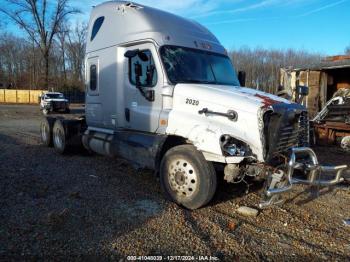  Salvage Freightliner Cascadia 125