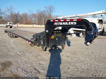  Salvage Pj Trailers Trailer