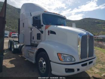  Salvage Kenworth T660