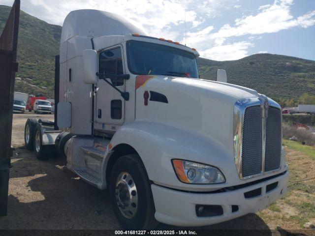  Salvage Kenworth T660