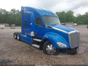  Salvage Kenworth Construction